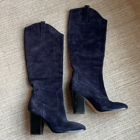 Navy suede high to the knee suede boot. Size 7 - Picture 2 of 7